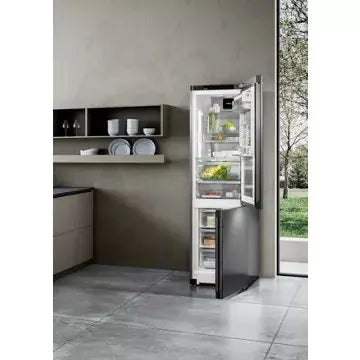 Réfrigérateur combiné							LIEBHERR				CBNbsd578i-22 BioFresh