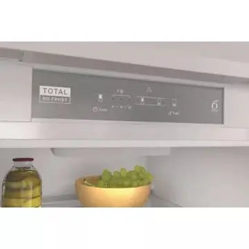Réfrigérateur combiné encastrable  WHIRLPOOL	WHC18T323P Supreme Silence